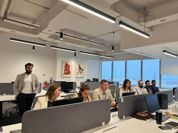 How can you make a hearty beef Wellington from scratch?